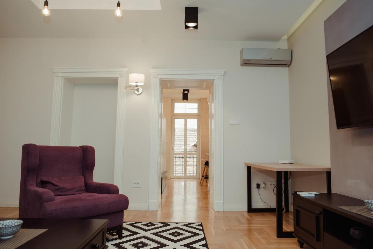 Opera 1 Apartment Subotica Exterior photo